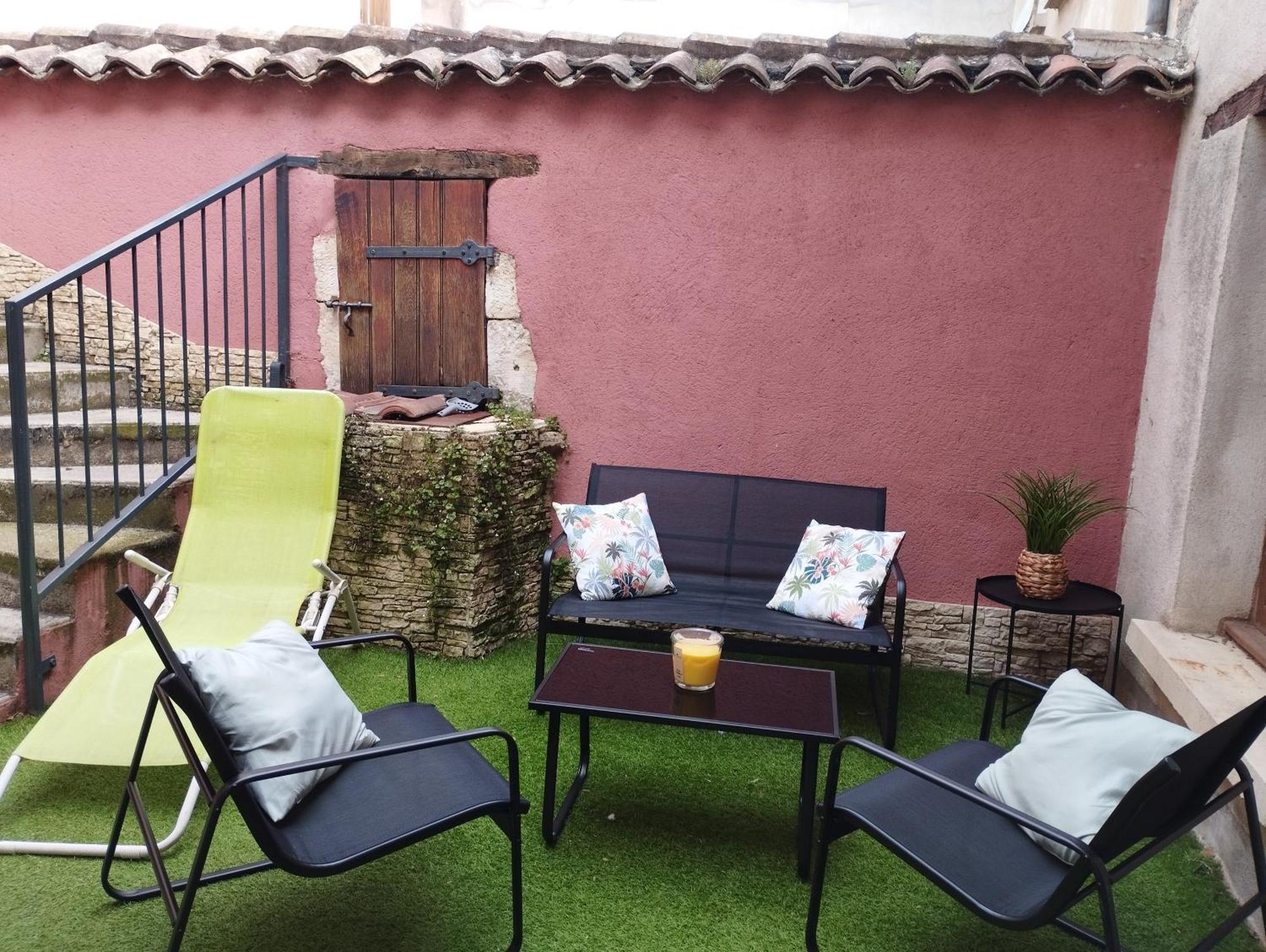 La Maison De Marie, Cosy Et Spacieuse - 3 Chambres Dont Une Climatisee Chatillon-sur-Chalaronne Luaran gambar